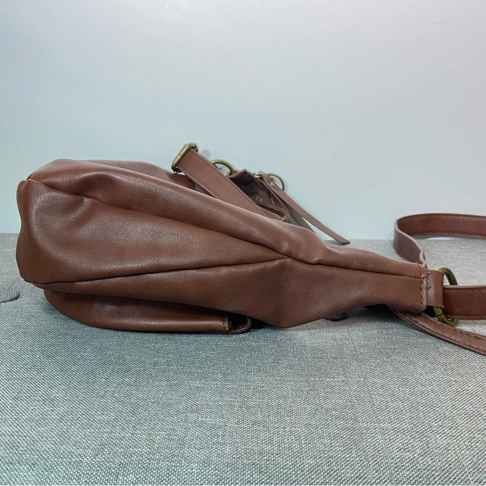 FRYE AND CO. Faux Leather Crossbody Shoulder Bag - Picture 6 of 16